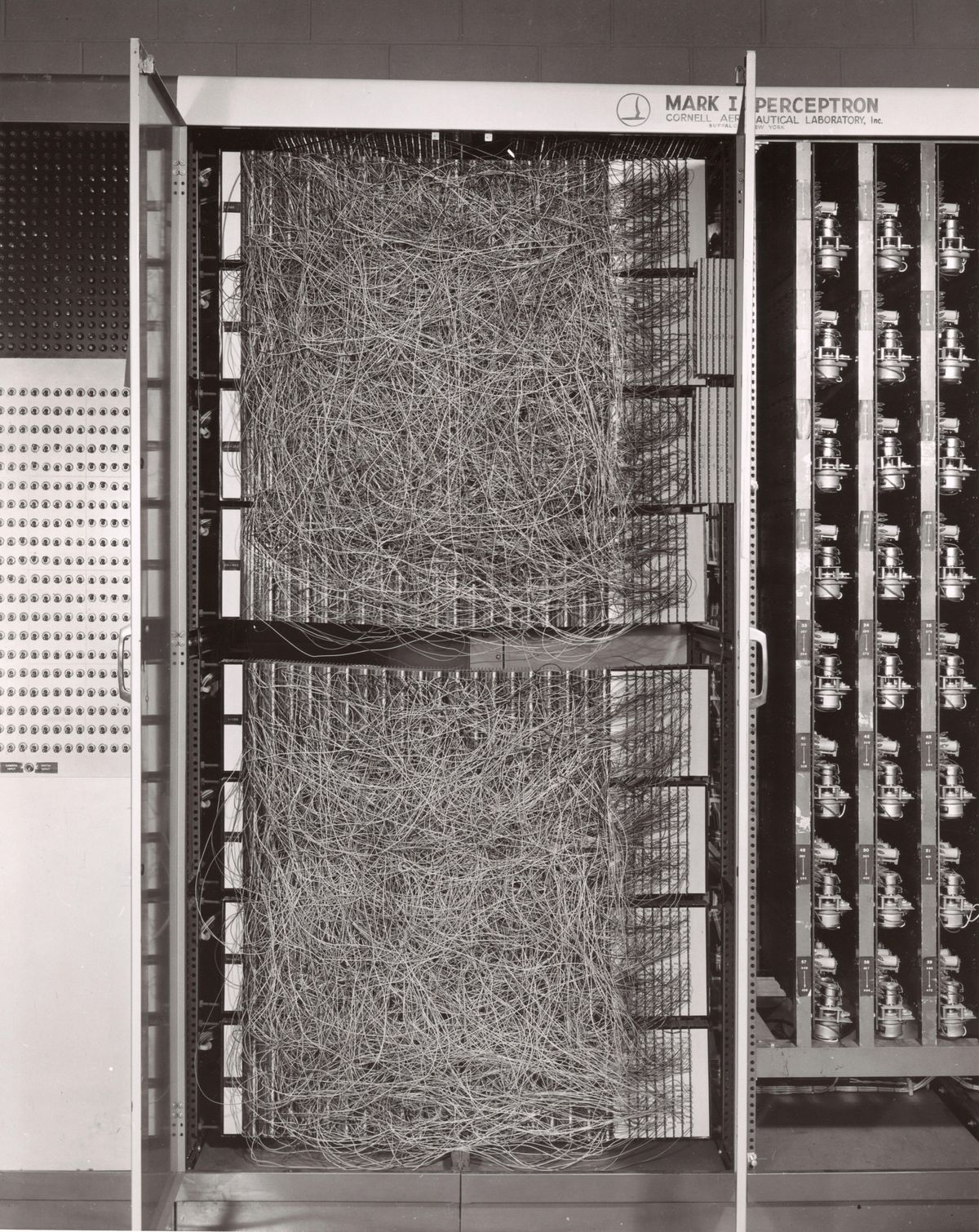 1958年的感知机。